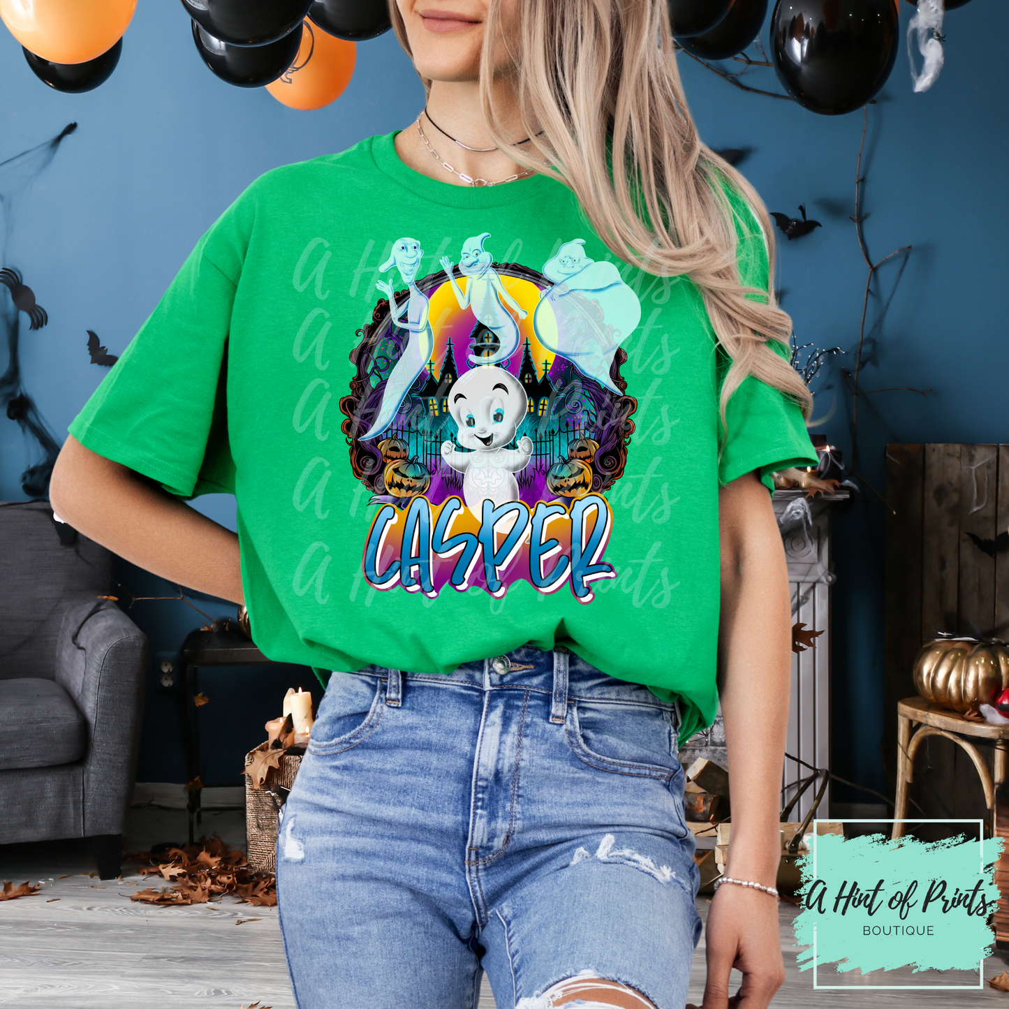 Friendly Ghost graphic T-shirt