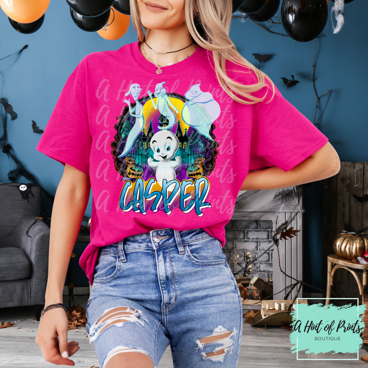 Friendly Ghost graphic T-shirt