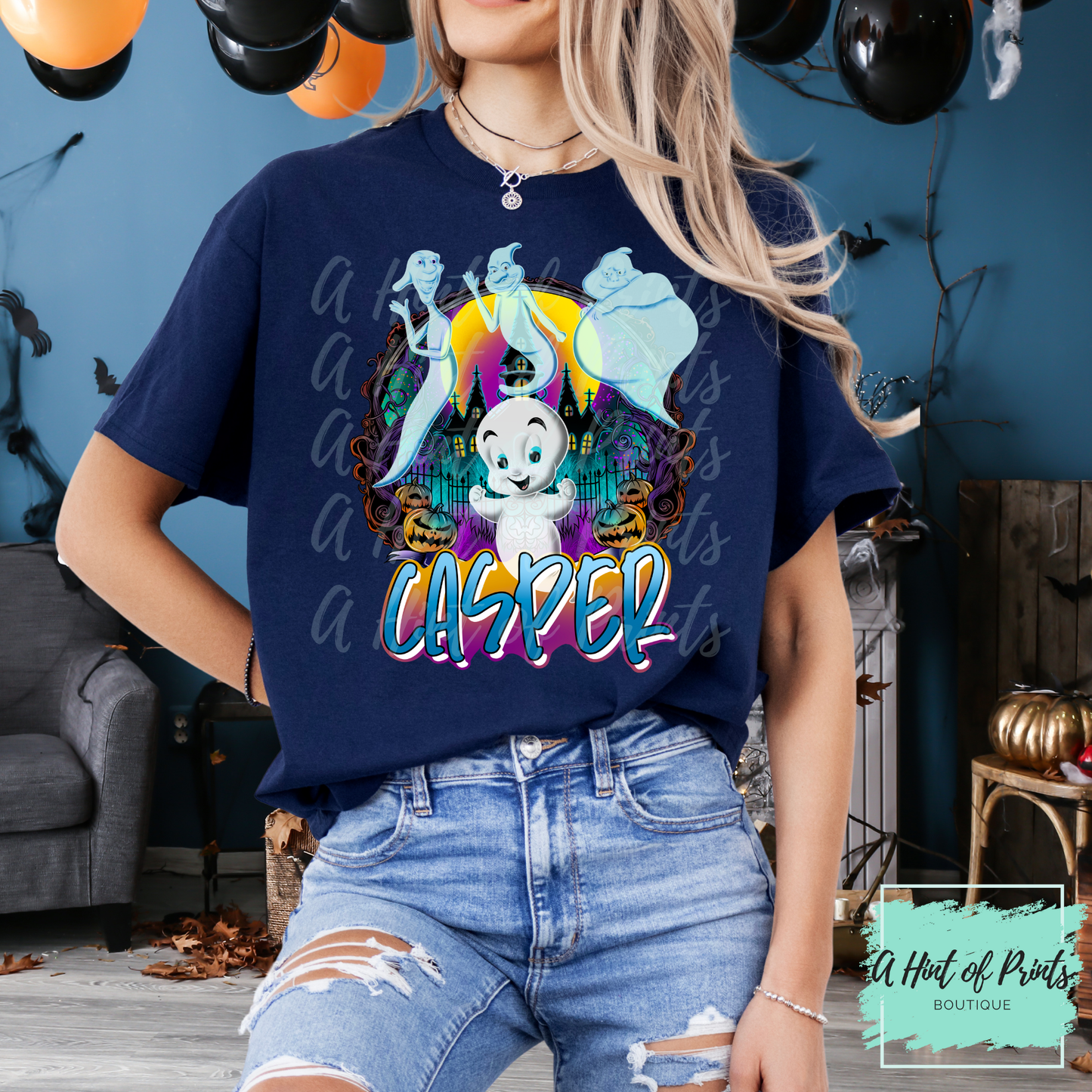Friendly Ghost graphic T-shirt