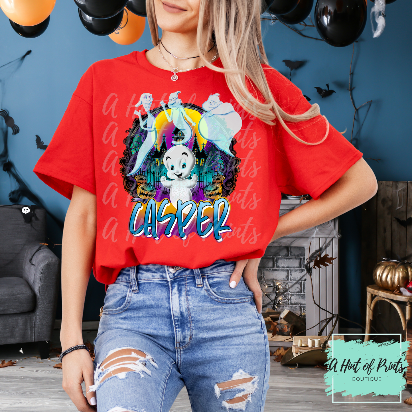 Friendly Ghost graphic T-shirt