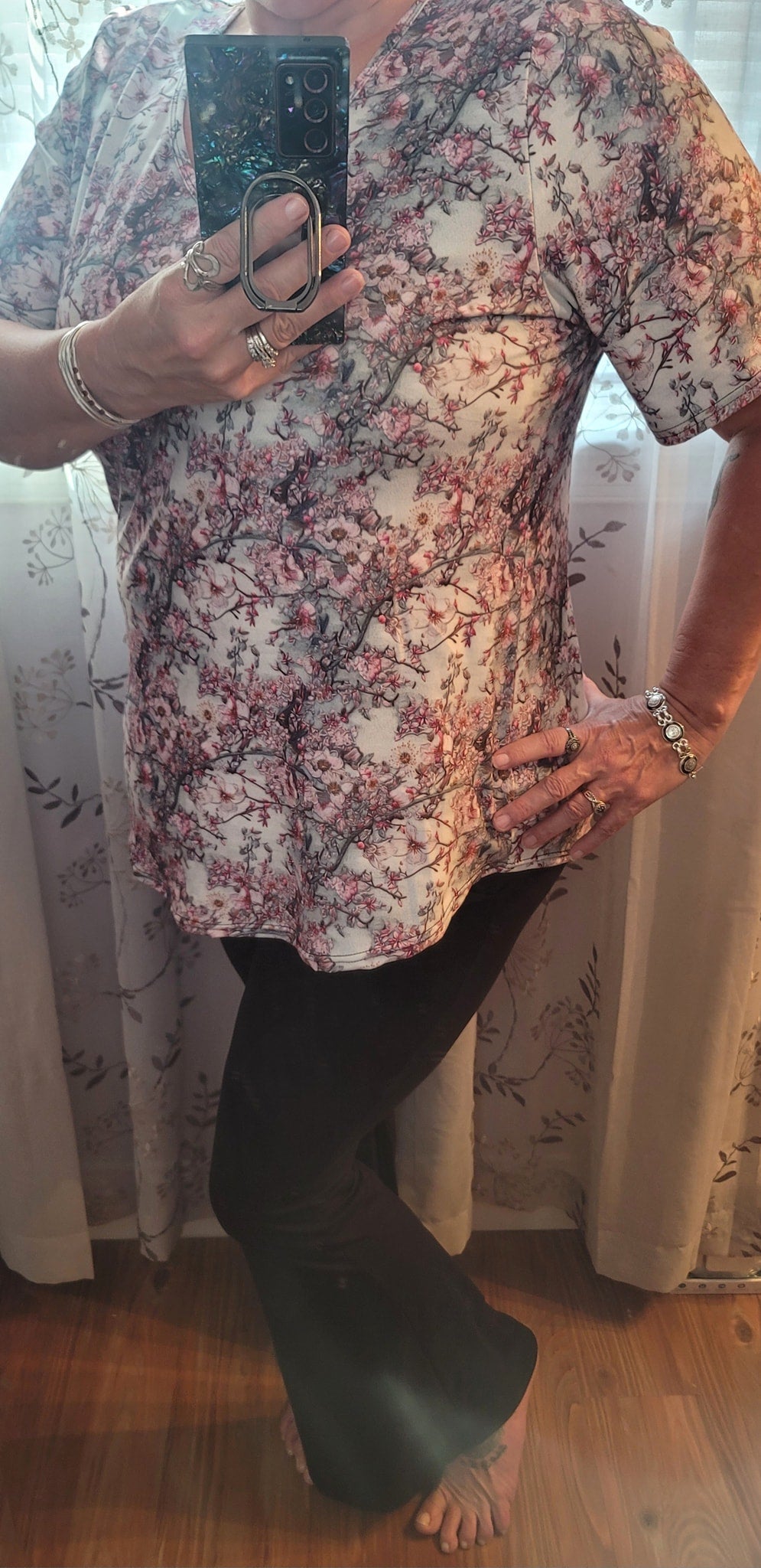 ACRE DAISIES - PATTERN POCKET OUTFIT RUN 14 CLOSING 10/4