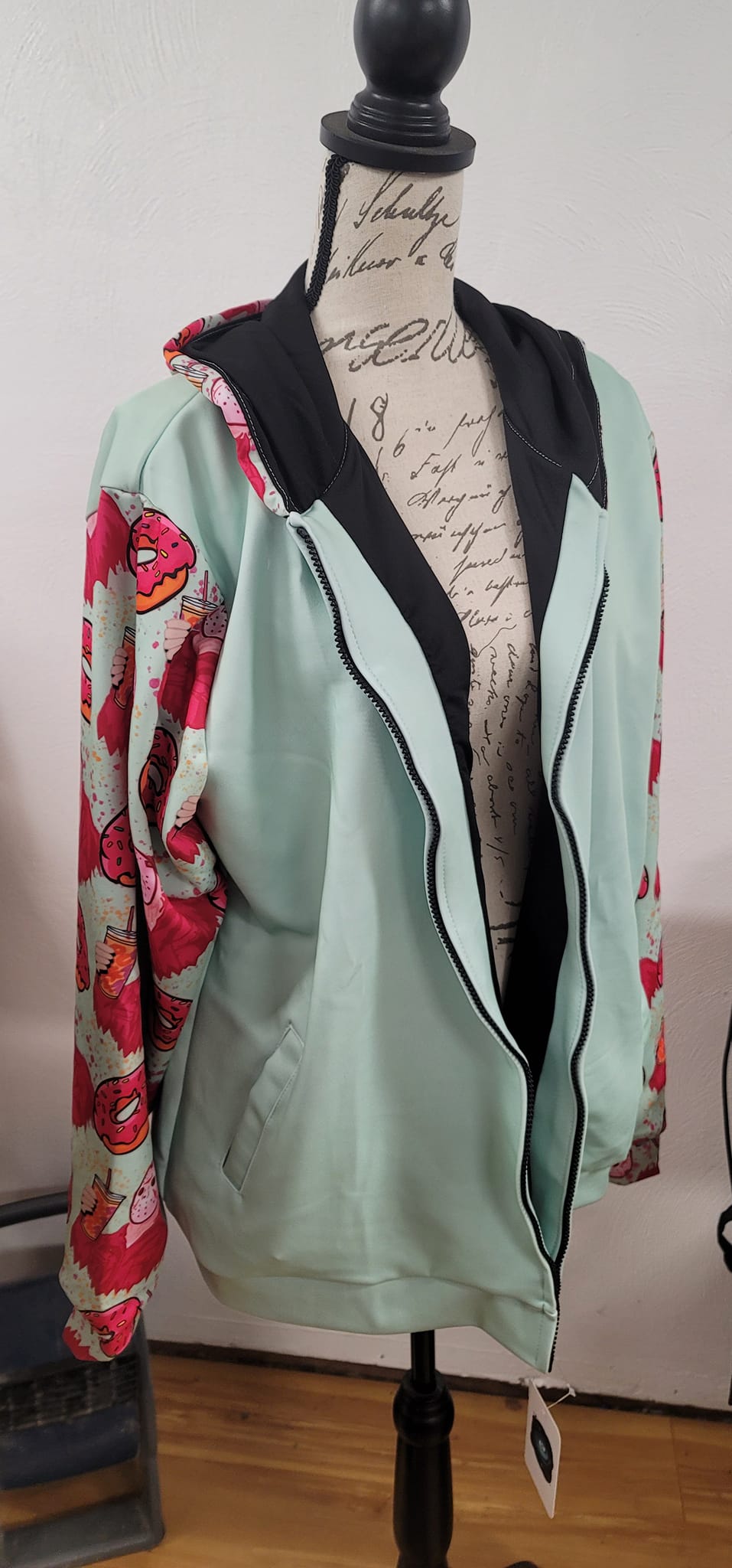 JACKET RUN 12-VILL ERA-PREORDER CLOSING 8/18