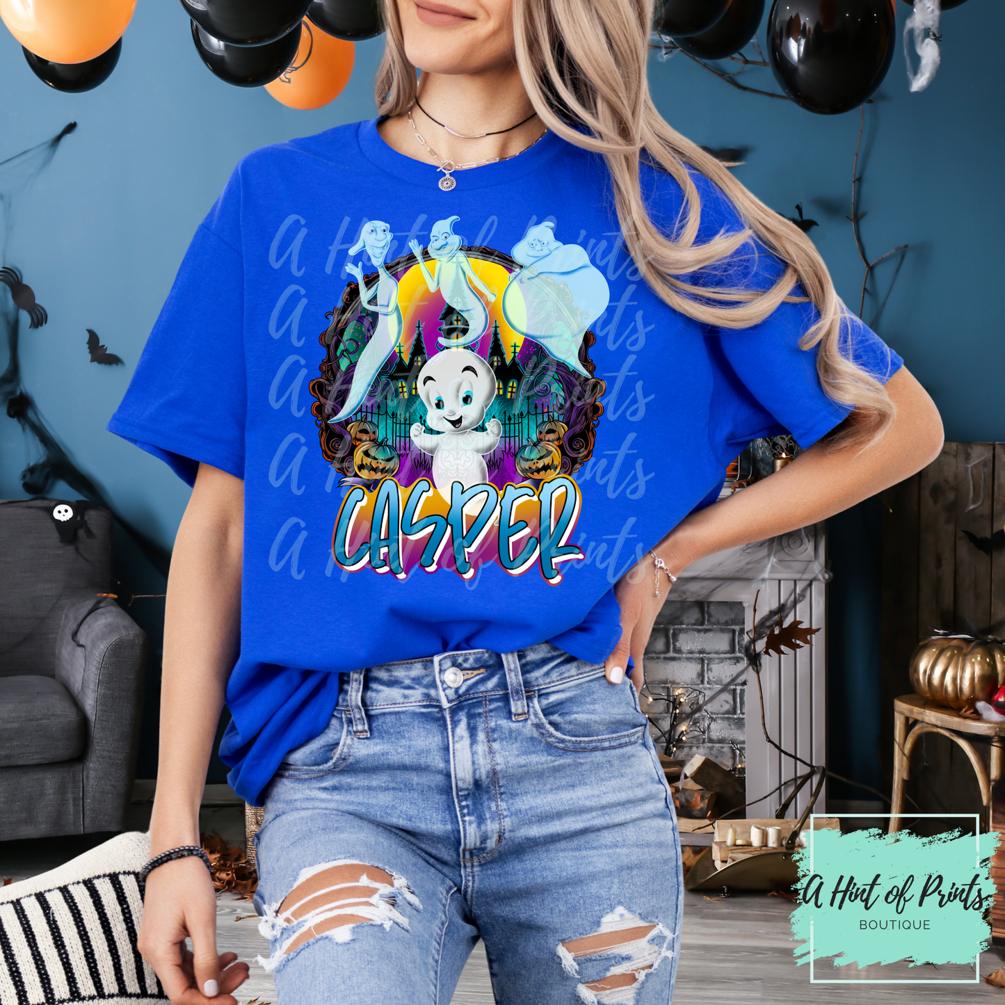 Friendly Ghost graphic T-shirt