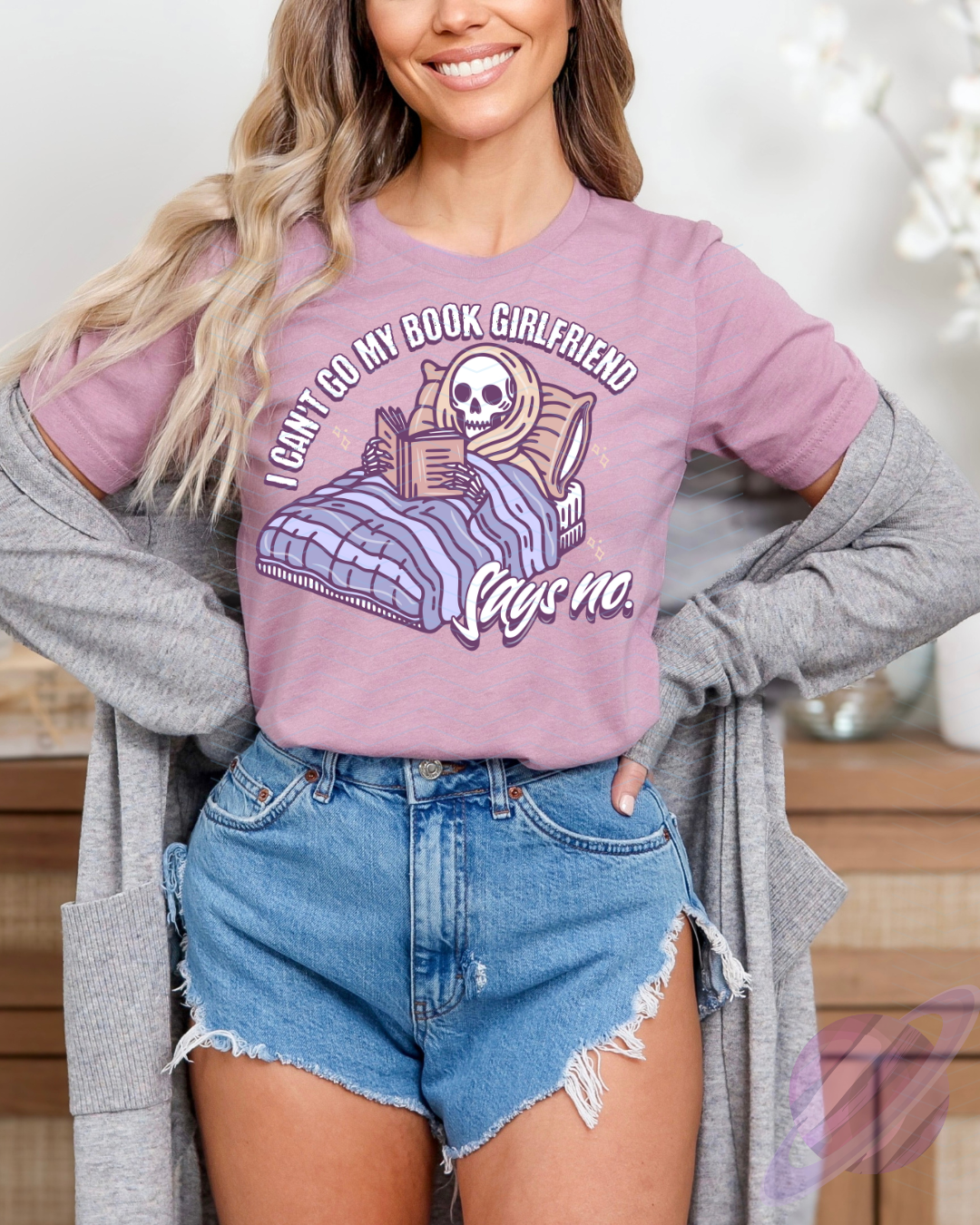 BOOK GIRLFRIEND TEE